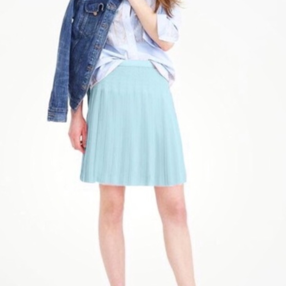 J. Crew pleated skirt. Sz 2. Like new.